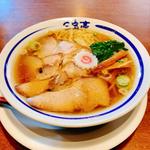 煮干し醤油ラーメン(三宝亭 山田店 （さんぽうてい）)