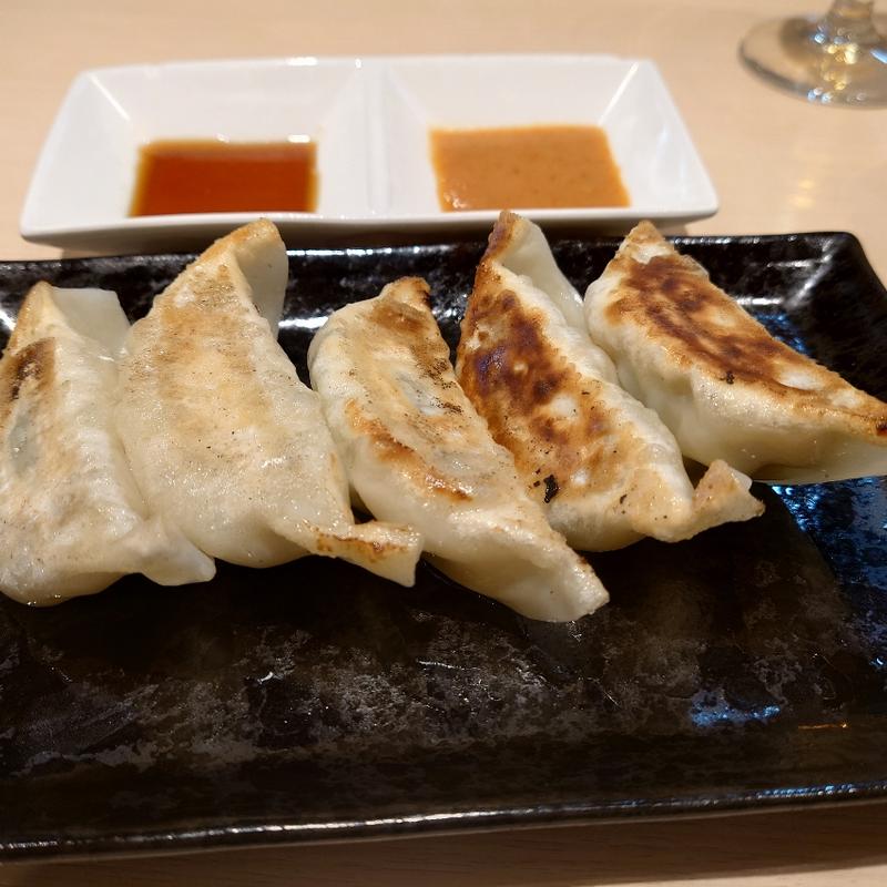 餃子(鶏白湯らーめん叶)