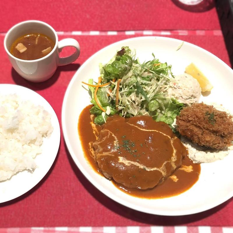 手こねハンバーグ デミグラスソース 広島産カキフライ1個(洋食ビストロAWANO)