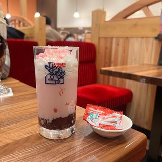 さくらラテ(珈琲所コメダ珈琲店 赤坂一ツ木通り店)