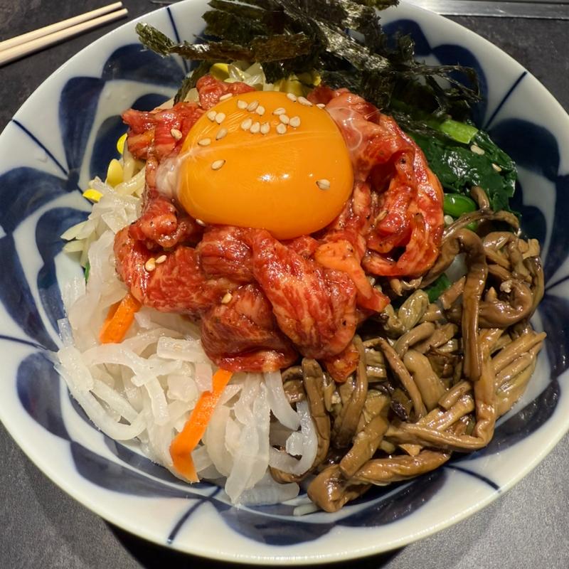 合法ユッケビビンバ(焼肉モランボン 本店 )