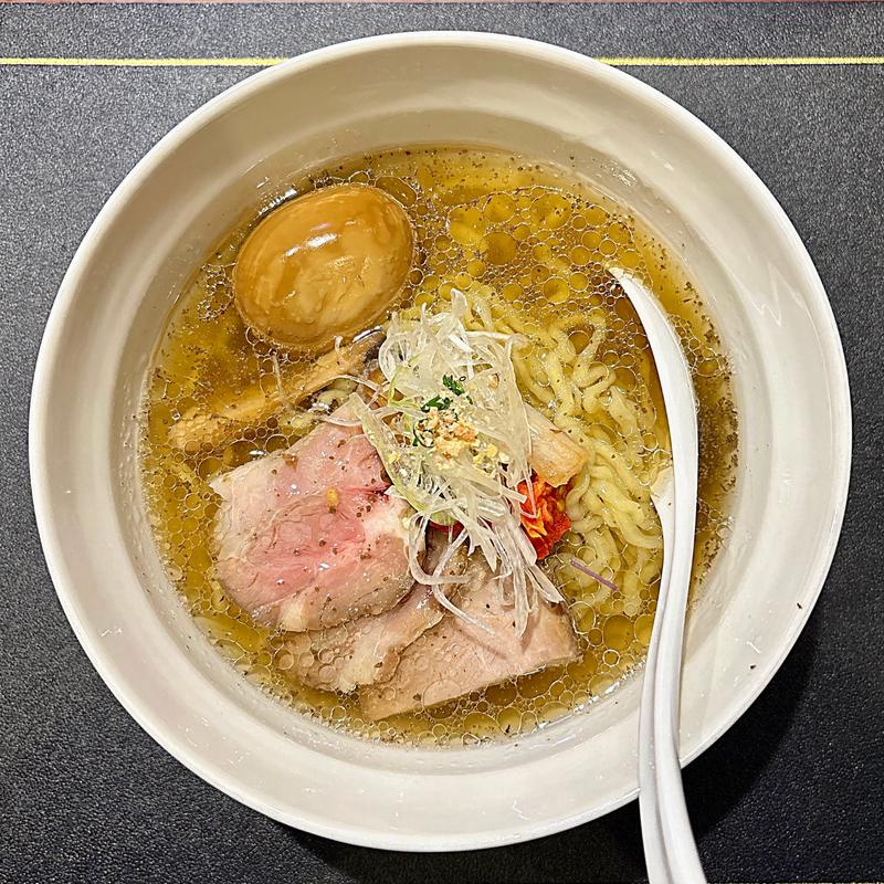 塩らーめん / 味玉入(Craft Ramen BiT)