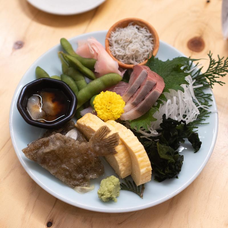 アテ盛り(海鮮めし処 酒処 大衆富士食堂)