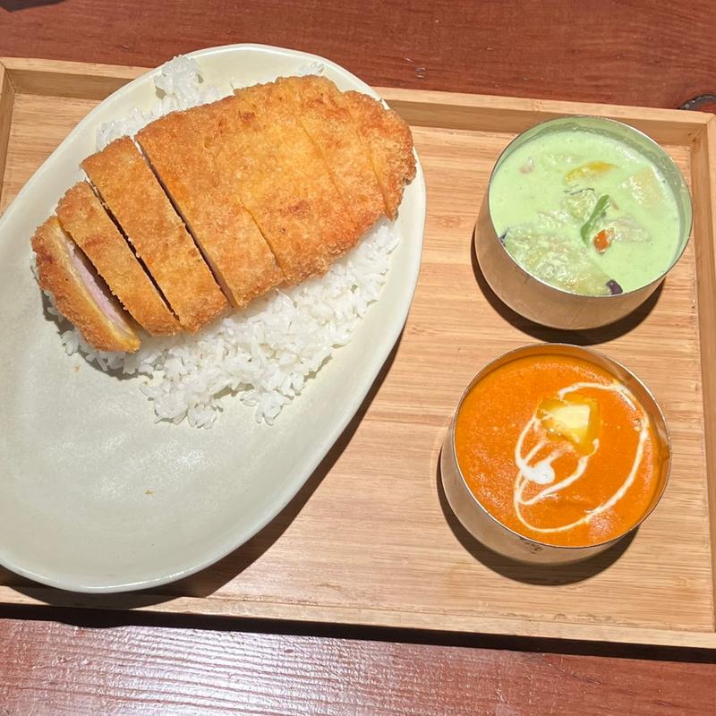 ダブル　カレー　カツ(立北ダイ二ング)