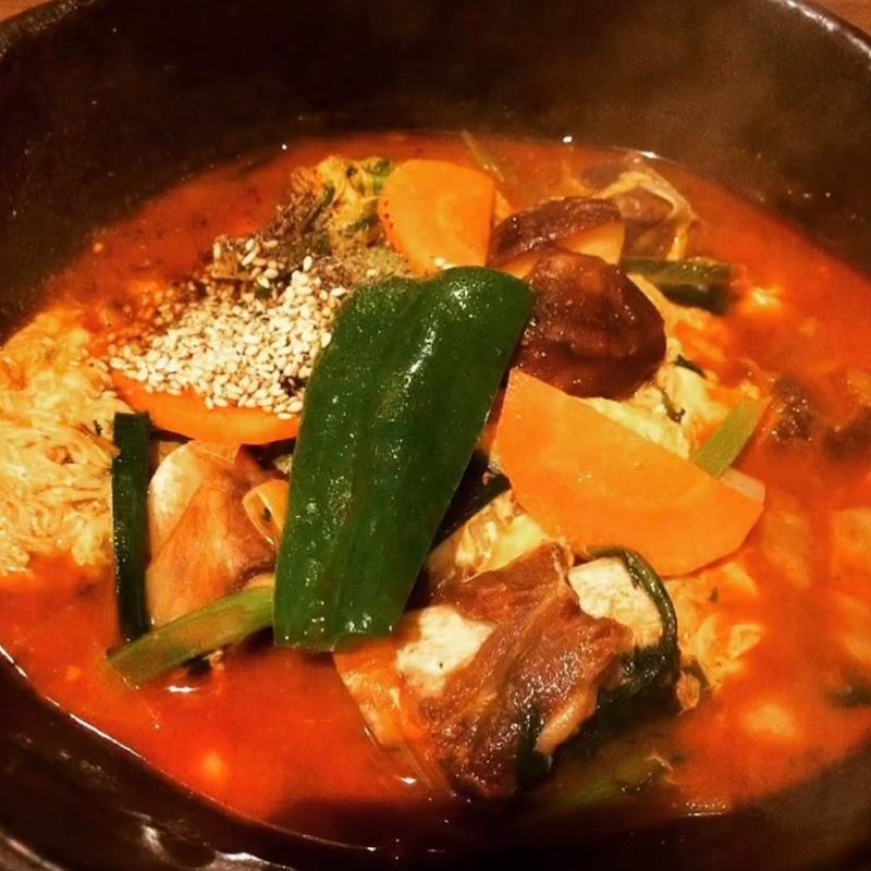 カルビクッパ(韓国創作料理Sesame)