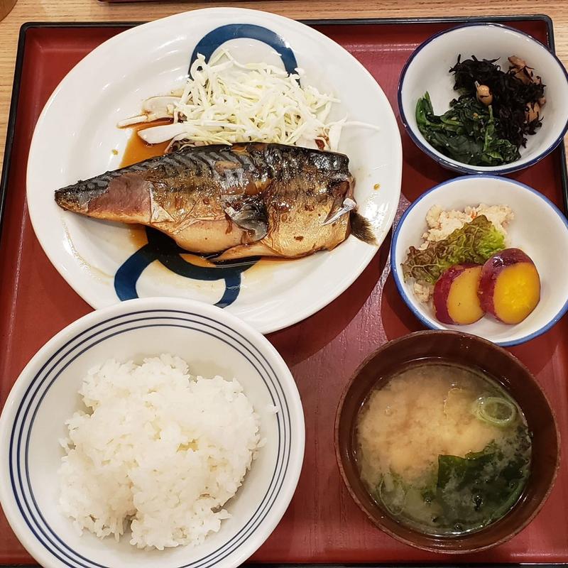 3品健康定食(かっぽうぎ 飯野ビル)