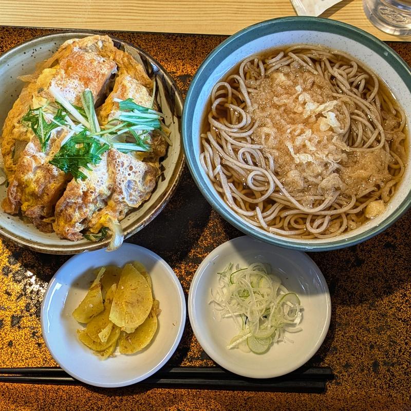 ランチBセット(朝日屋)