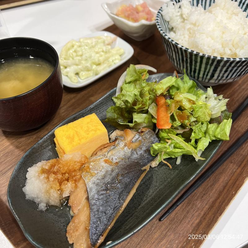 メイン1品＋総菜2品(しまゆし)