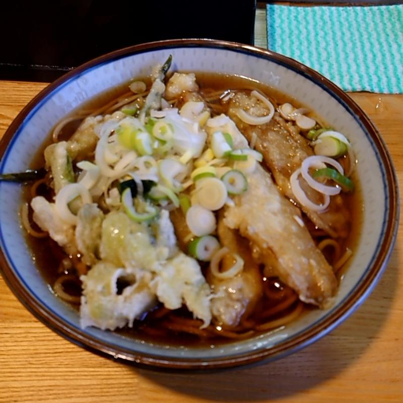 山菜天ぷらそば(福そば )