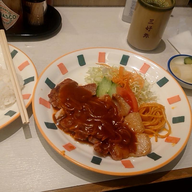 ポークソテー(三好弥)