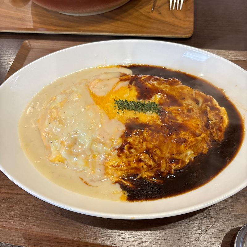 Wソースオムライス(クッキングフォレスト )