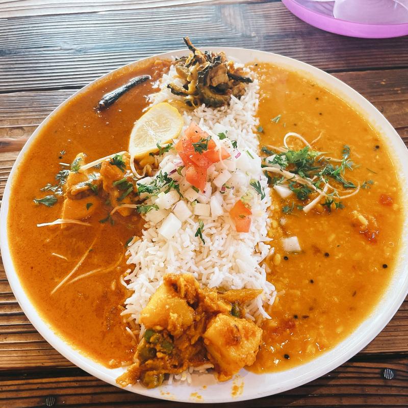 あいがけカレー(ガネーシュN)