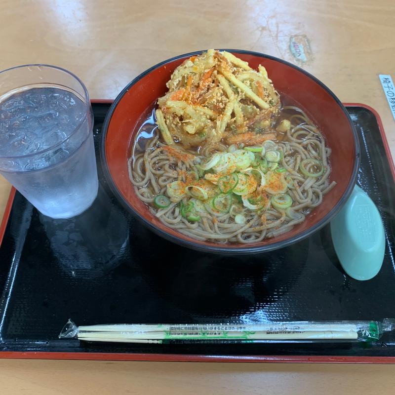 天ぷらそば(道の駅 甲斐大和 レストラン・軽食コーナー )