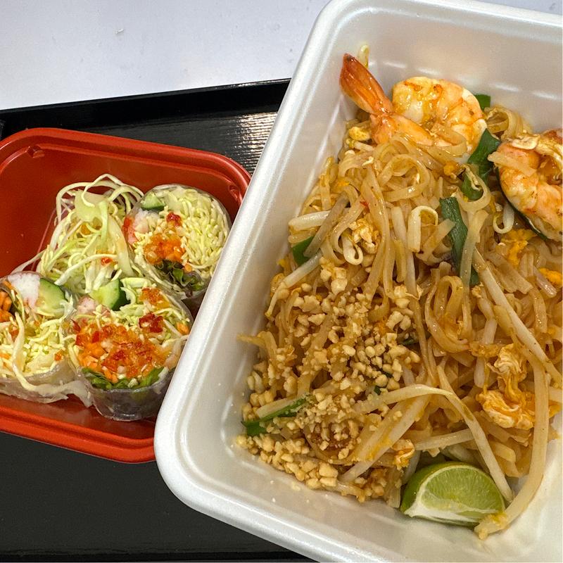 パッタイ・生春巻きset(タイ・イサーン料理ヤムヤム 恵比寿)