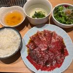 薄切りお肉の定食