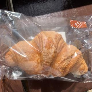 クロワッサン(オギノパン 本社工場直売店)