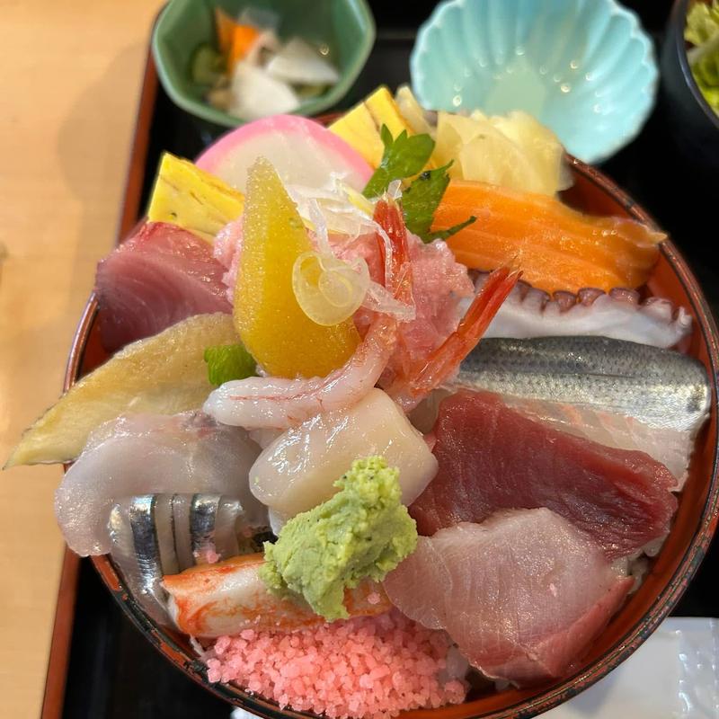 海鮮丼 中盛り(大黒 八柱店)