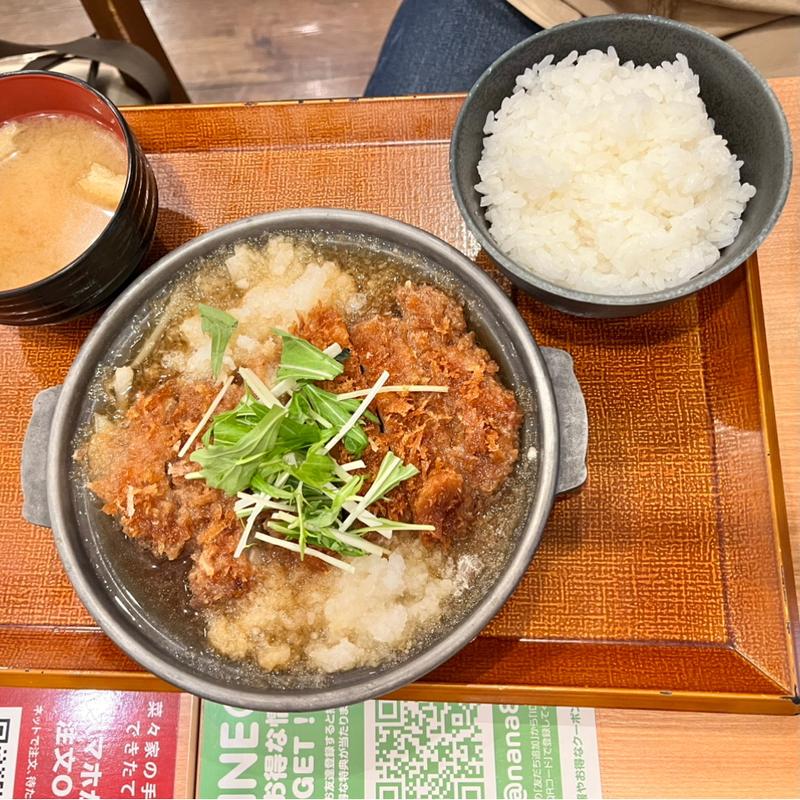 みぞれ鶏かつ煮定食(旬彩うちごはん 菜々家 御幸町店)