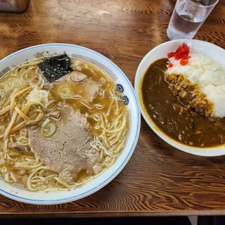 ラーメン 半カレー