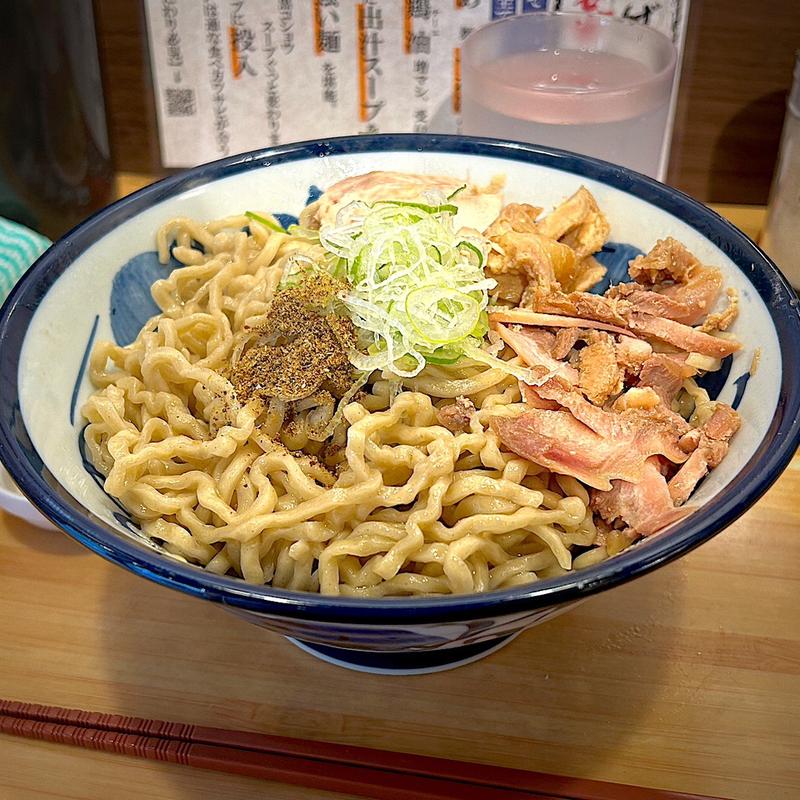 油そば＋煮干粉(肉そば てノ字 【大盛無料の店】)