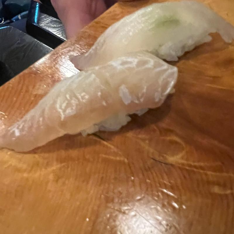 ヒラメの握り(千成寿司 玉姓町支店 )