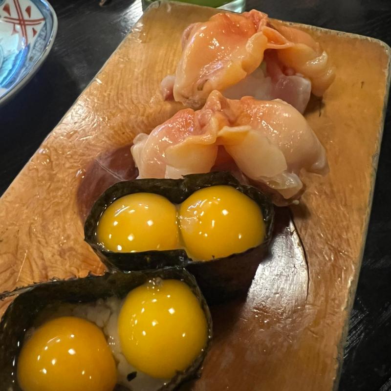 うずら軍艦 赤貝の握り(千成寿司 玉姓町支店 )