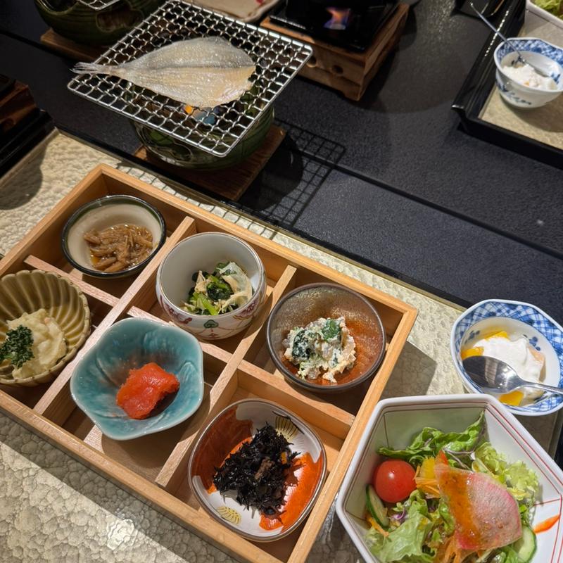 朝食(夕映えの宿 銀波荘 （ぎんぱそう）)