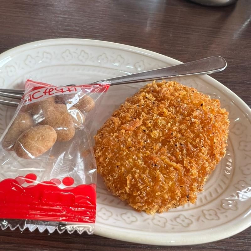 お茶菓子(コロッケ)(ぽる )