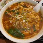 酸辣湯麺
