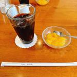 ランチのドリンクとデザート