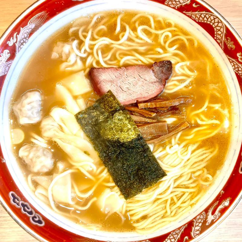 ワンタン麺(支那ソバ すずき )
