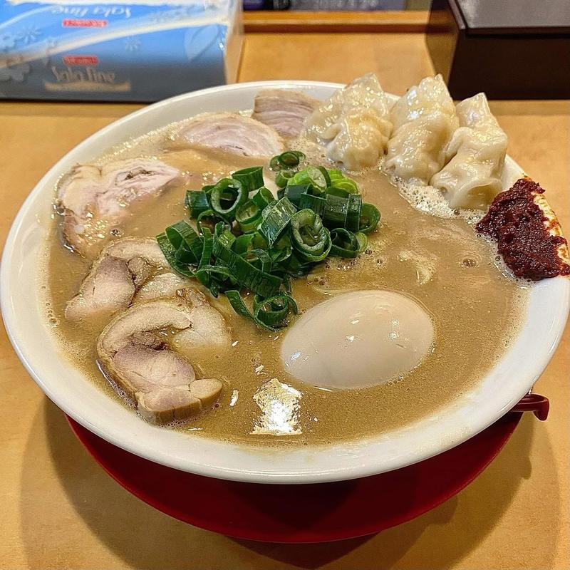 鶏パイタンこってり味噌 味玉 辛味噌&海老ワンタンspecial(こてつ家)