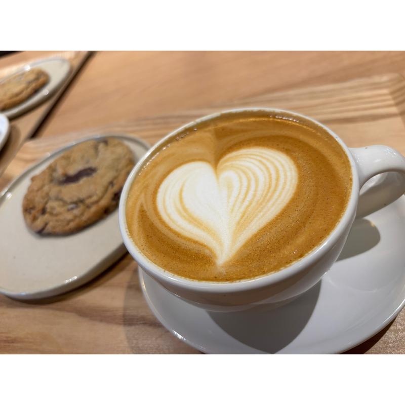 カフェラテ(ブルーボトルコーヒー 名古屋栄カフェ)