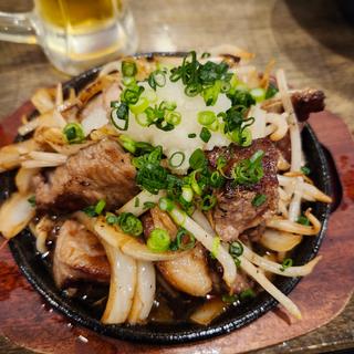 牛スジポン酢(国際通り応援団 大分からあげと鉄板焼 勝男)
