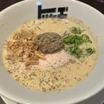キノコクリームミソらぁめん(らぁめん トリカヂ イッパイ )