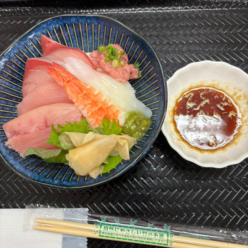 海鮮丼(魚政)