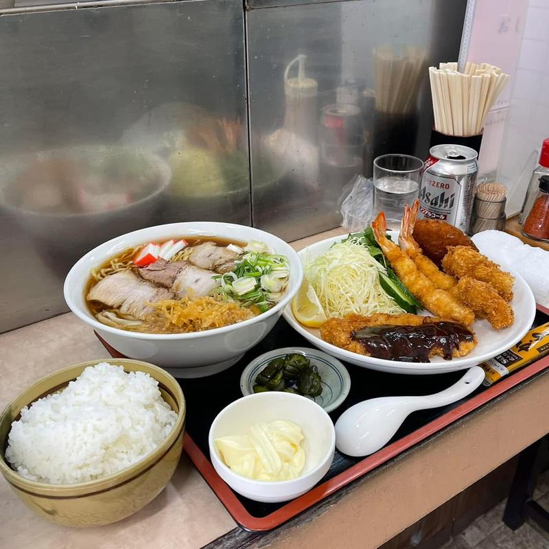 カワイスペシャルセット(中根うどん 本店 （なかねうどん）)