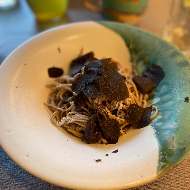 ランチコース   イタソバ  トリュフ香る、キノコと豚肉の豆乳、ポルチーニ(grasara グラサラ 神楽坂)