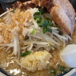 豚マル(完熟らーめん 本丸 （ほんまる）)