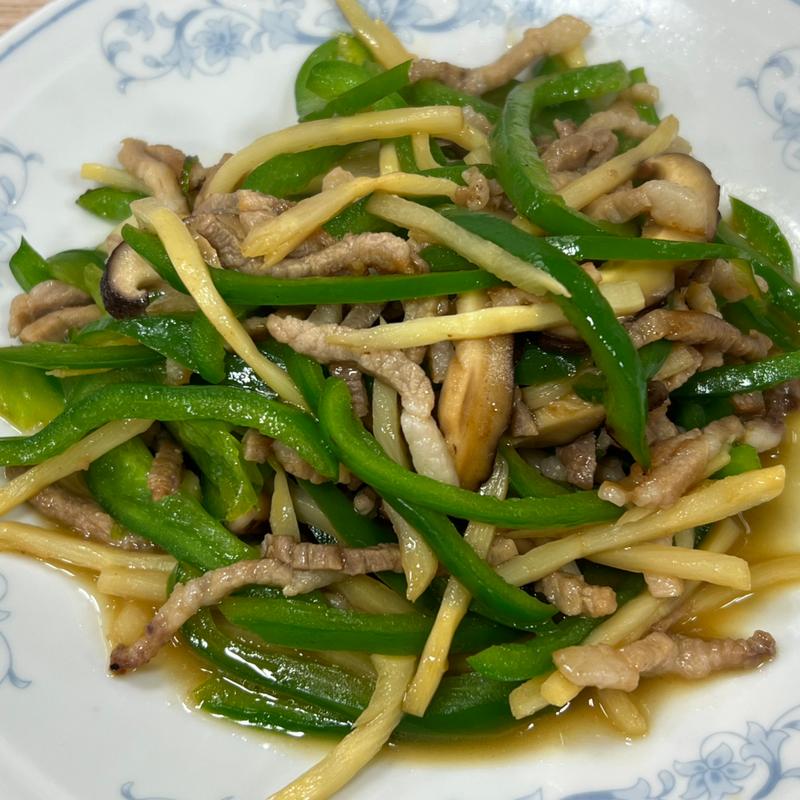 美保野ポークの肉細切りピーマン(ぎょうざの満洲 航空公園駅前店 )