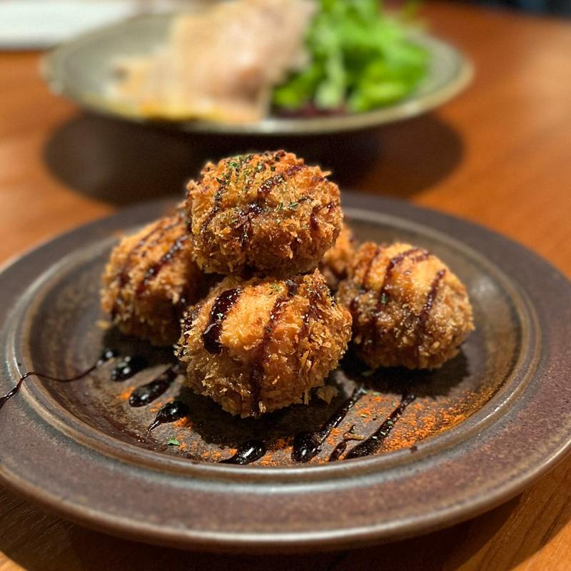 ブラウンマッシュルームとクリームチーズのフライ(charlie)