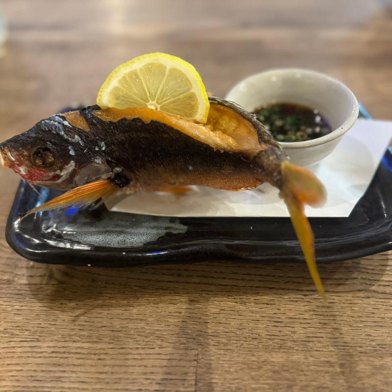 グルクンの唐揚げ(一隼)