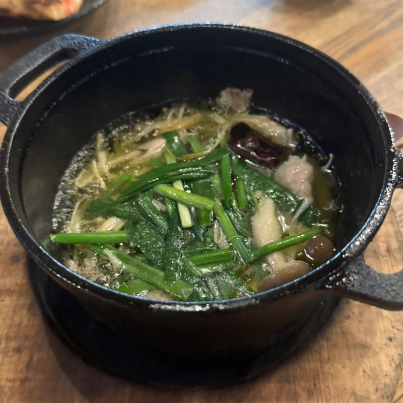 島魚ときのこのアヒージョ(一隼)