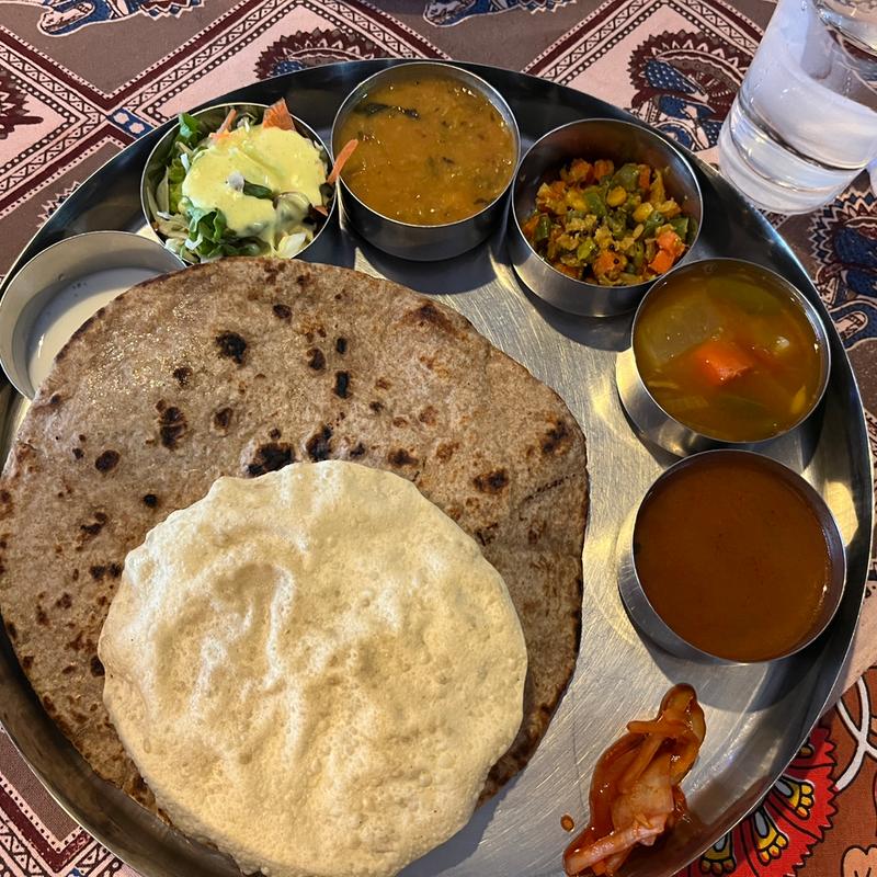 南インドベジタブルミールス (インド料理サティヤム)