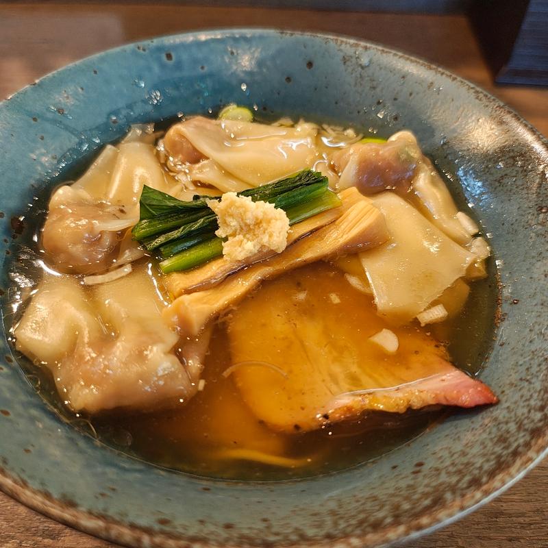 ワンタン地鶏中華そば（塩）(らーめん 楓)