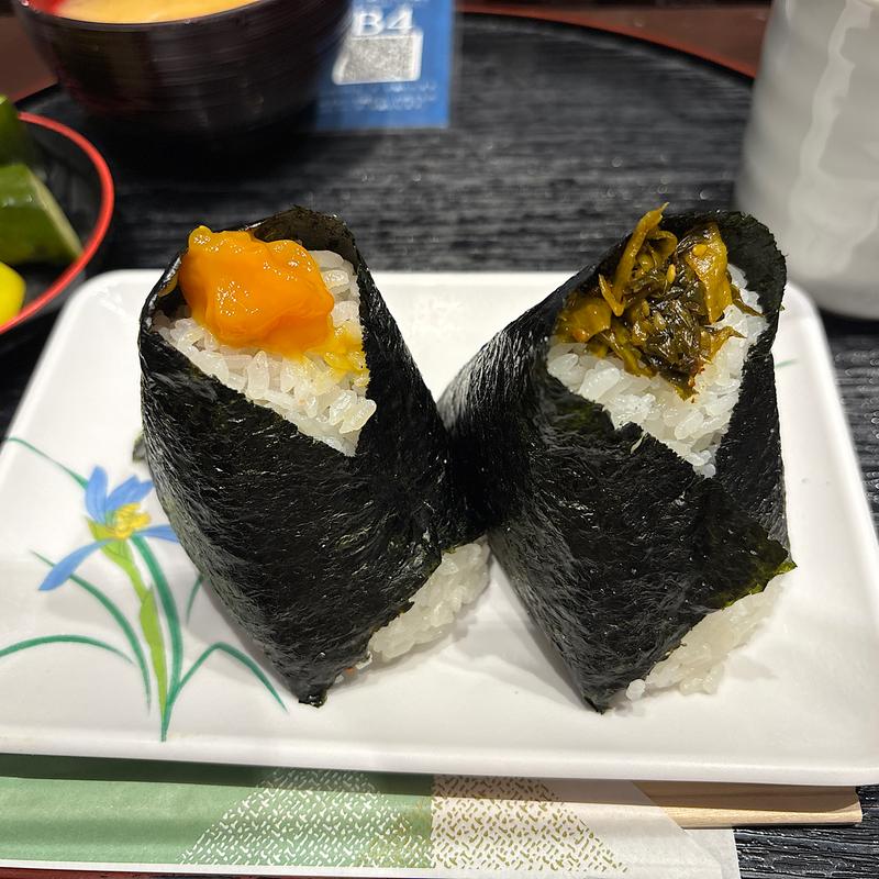 高菜おにぎり(おにぎりこんが赤坂Bizタワー店)