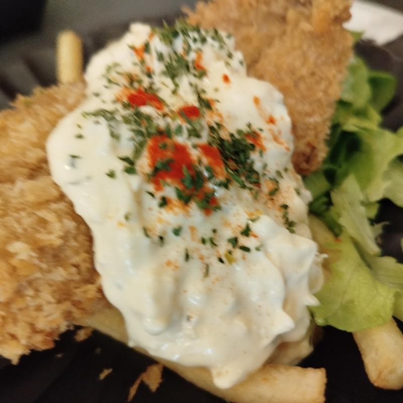 イワシのフィッシュアンドチップス(大衆立ち飲み酒場 丸の内 おお島)