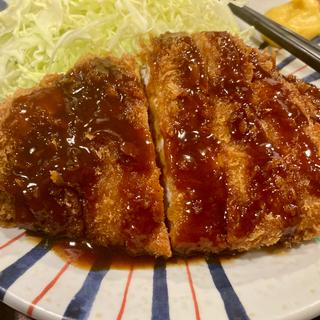 とんかつ定食(かつ進 三組坂下外神田店)
