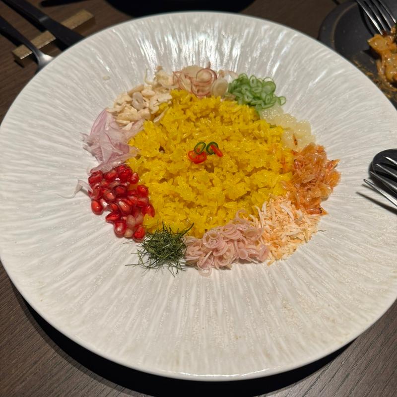 タイライスサラダ(サーワーンビストロ)