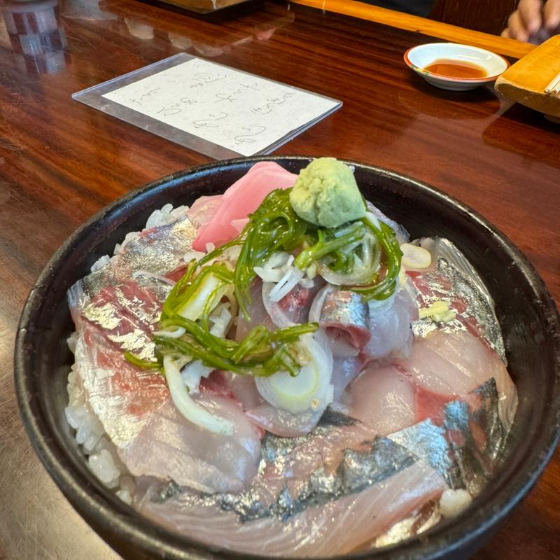 黄金鯵丼(さとみ寿司)